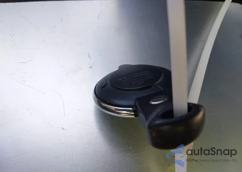 2011 Mini Cooper S z USA, uszkodzony, nr VIN WMWSV3C57BTY10548